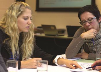 Apa Itu Employee Relations: Fungsi, Contoh, & Job Descriptions