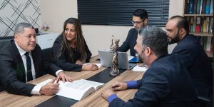 apa itu HR Compliance dan perbedaannya dengan HR Legal