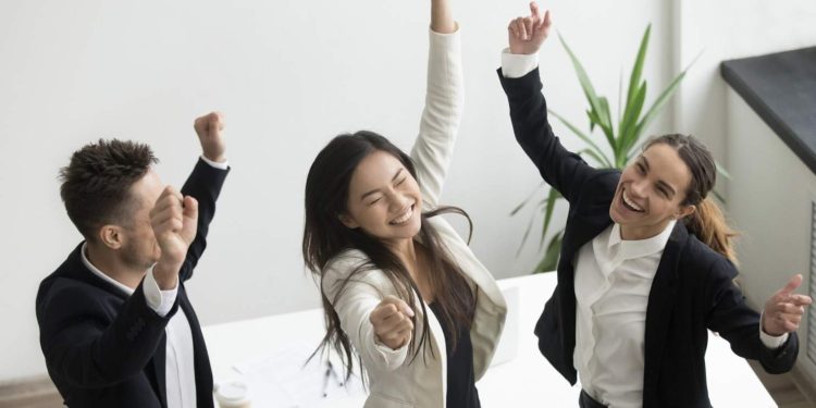 Top 6 Jenis Benefit Karyawan dan 20+ Contohnya