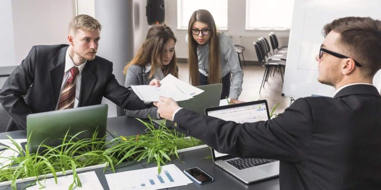 Tahapan Manajemen Perubahan, Jenis, & Contoh Strategi