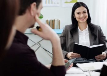 Posisi HR Manager: Peran, Tugas, Job Desc, dan Gaji