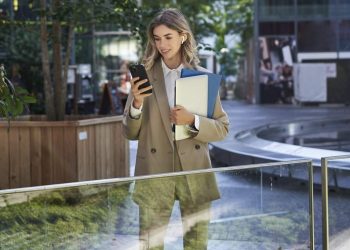 Cara Kerja di Luar Negeri untuk Orang Indonesia