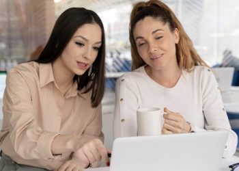 Staf Personalia: Fungsi, Tugas, Contoh Job Desk, dan Gaji