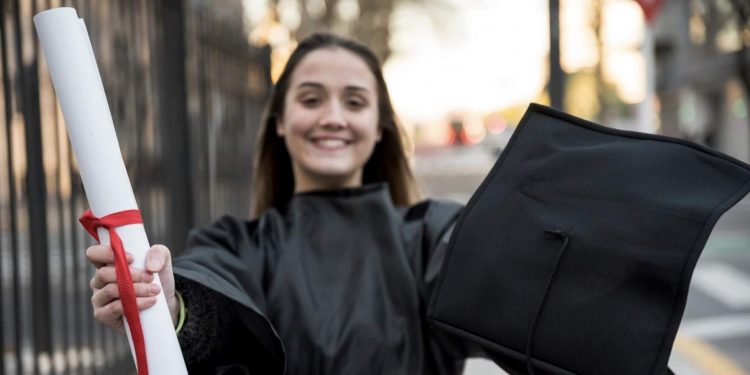 10 Tips Mendapatkan Pekerjaan untuk Fresh Graduate