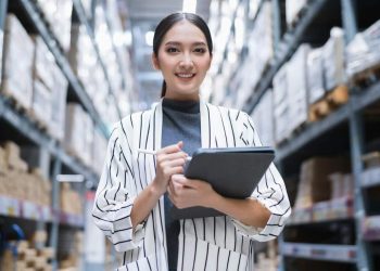 Apa Itu Procurement Officer: Tugas, Job Desk, Gaji, dll