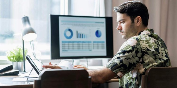 Apa Itu Data Analyst: Tugas, Contoh Pekerjaan, Gaji, Jurusan, dll