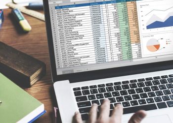 Apa Itu Data Entry: Contoh Tugas, Gaji, Skills, dll