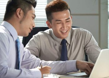 Apa Itu Relationship Officer: Tugas, Job Description, Gaji, dll