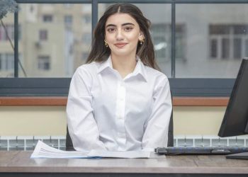 Apa Itu Staff Administrasi: Tugas, Kualifikasi, Gaji, dll